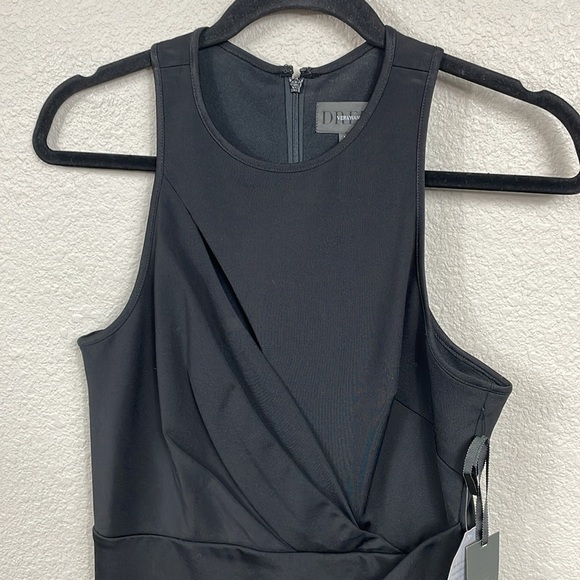 NWT Vera Wang Sleeveless Stretch Cocktail Dress Side Ruffle Slit Neck LBD Sz 4 - Picture 4 of 14